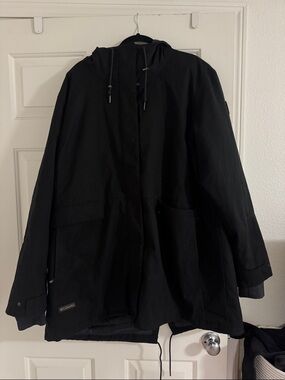 Columbia Black Hooded jacket